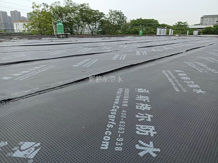 斯格尔防水材料厂家教你做平面屋顶防水施工方法和流程
